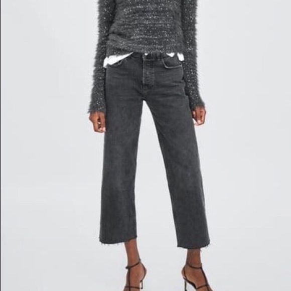 Zara Denim - 🎉Zara High Rise Wide Leg Cropped Jeans🎉